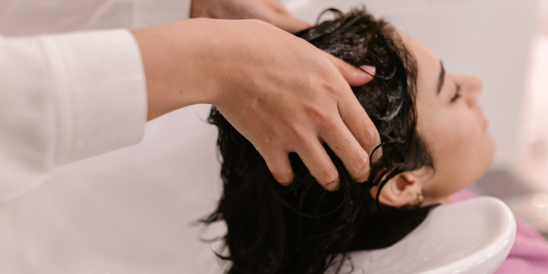 روش‌های برای مراقبت از موهای خشک و آسیب‌دیده