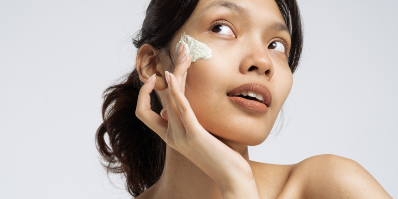 آکنه فقط در نوجوانی پدید می آید