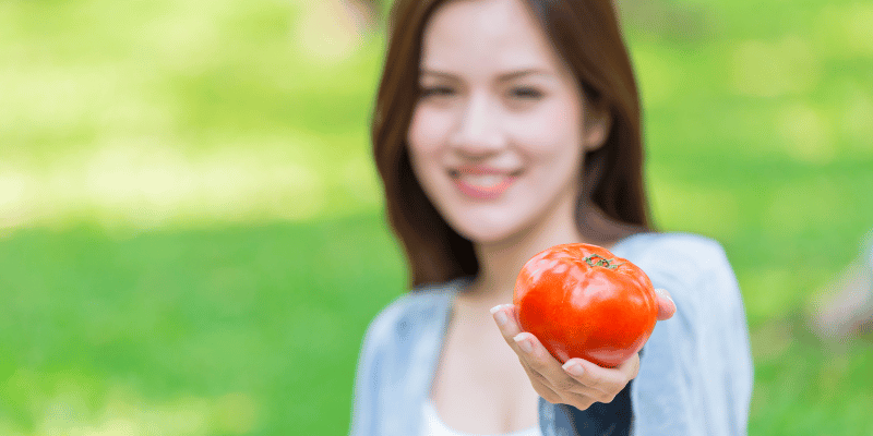 گوجه فرنگی برای پوست سفید