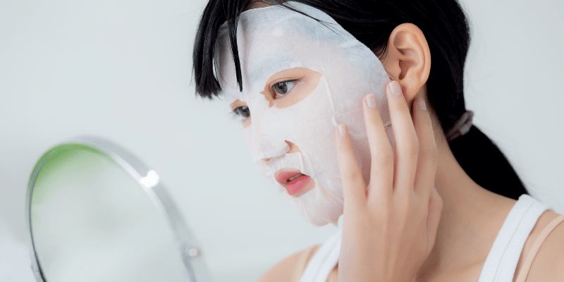 انواع ماسک ورقه‌ای صورت و کاربرد آن‌ها